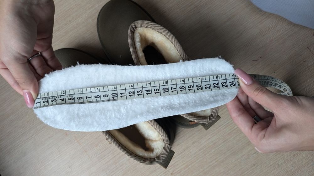 Продам крутые угги на зиму