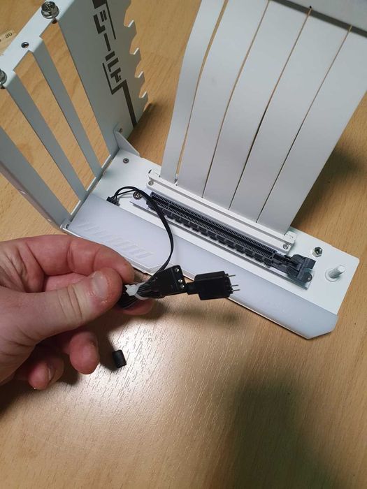 Suport Vertical GPU EZDIY-FAB, cu cablu Riser PCIe 4.0, ARGB, Alb