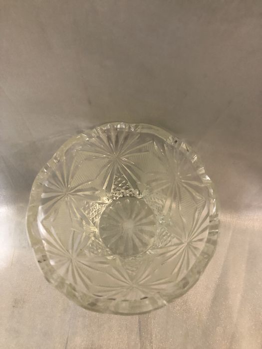 Советские хрусталь сатылады.