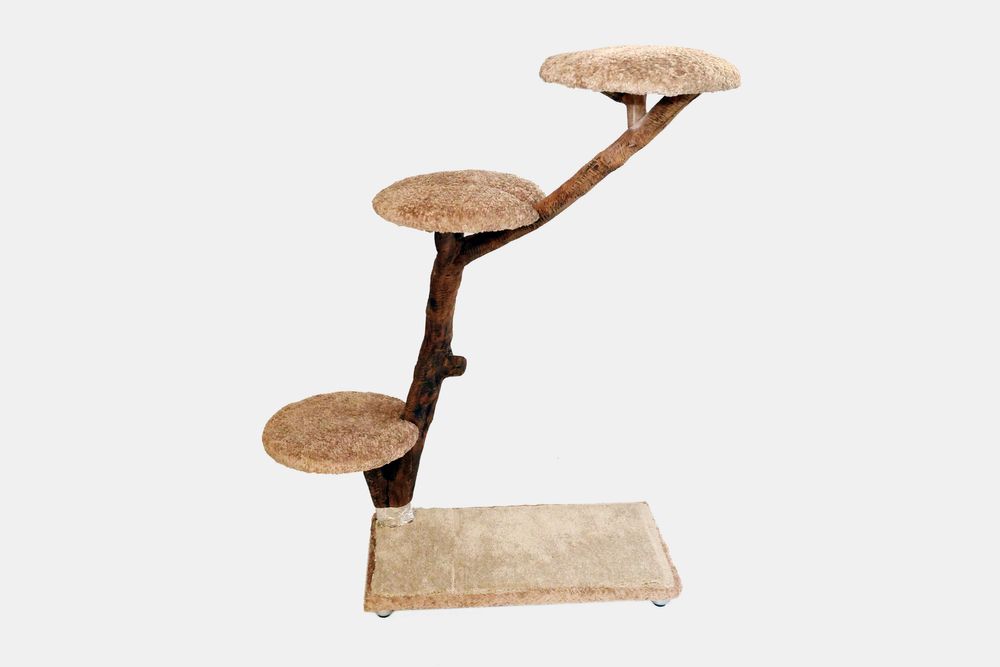 Продаётся домики для кошек и котят. Из натурального материалов.