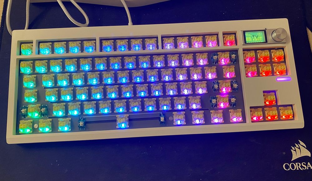 tastatura mecanica GMK87  rgb control volumcustom