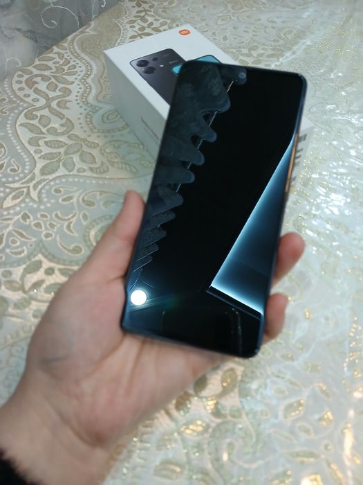 Redmi Note 13 gozal holatta