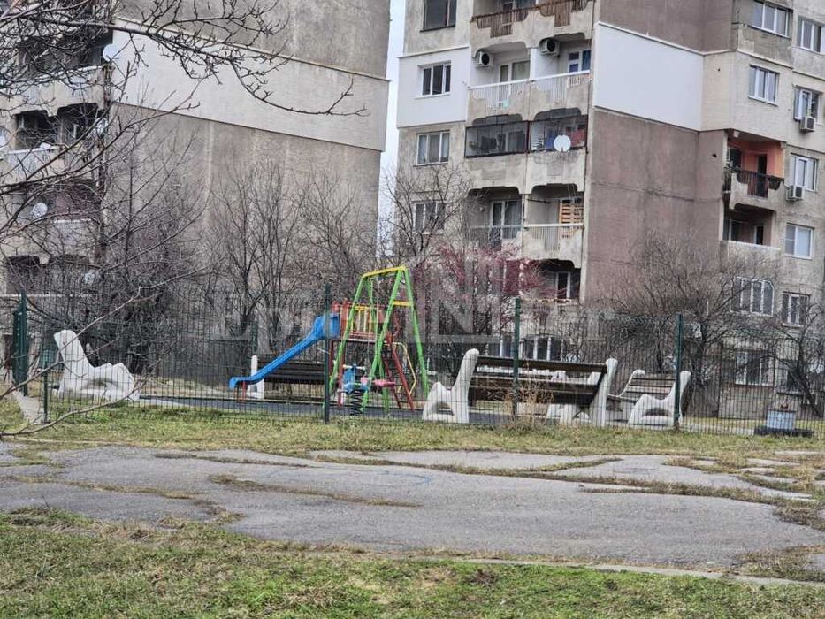 Продава се Тристаен апартамент в Перник, Тева - 83 кв.м за 430 €/кв.м - Снимка #8