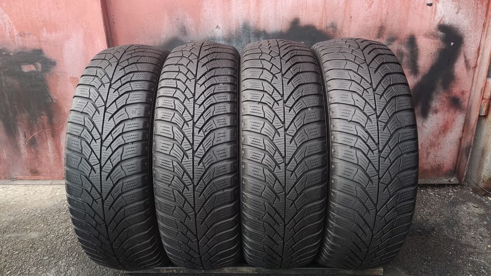 4бр. зимни гуми 185/65/15 Kumho Winter Craft WP52 
dot22