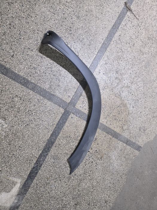 Bandou/overfender/ornament aripa stanga fata duster 2010-2017
