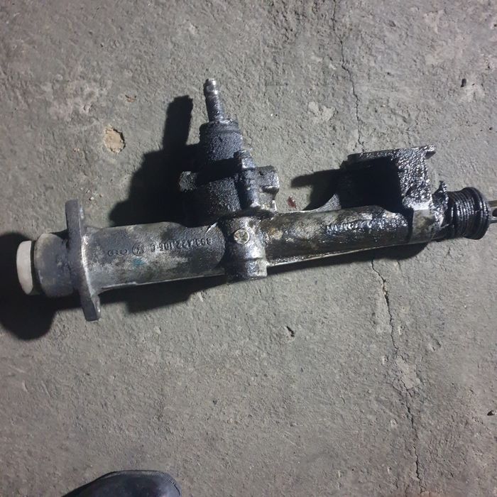 Рулевой рейка на ауди б4