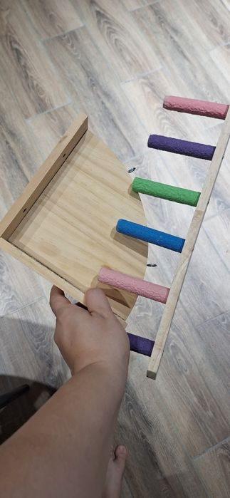 Продам клетку для попугаев