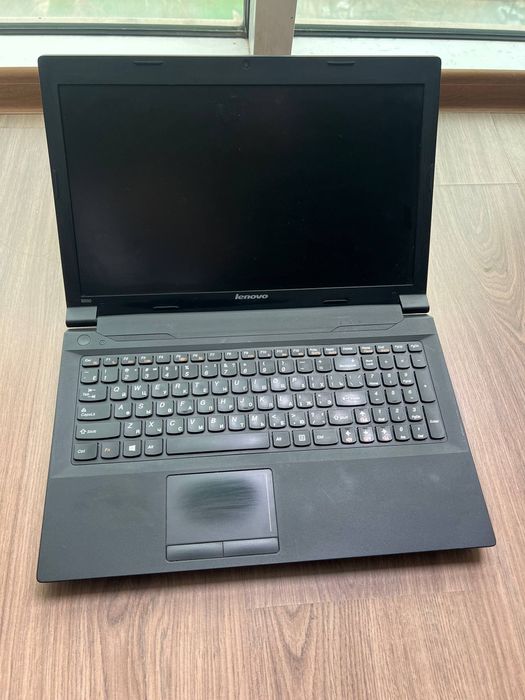 Lenovo notebook sotiladi