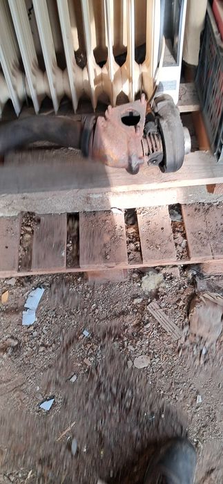 Продавам турбина за Мерцедес Спринтер 412,312