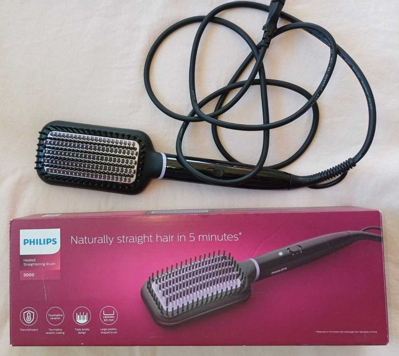Четка за изправяне на коса Philips BHH880