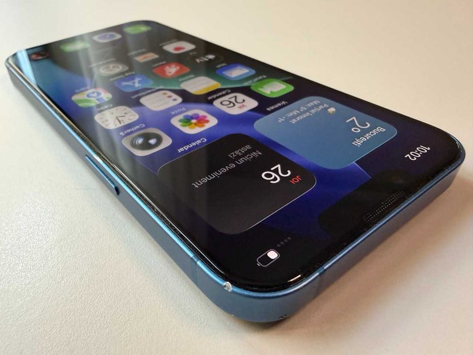  Apple / iPhone 13 128 Gb / Blue