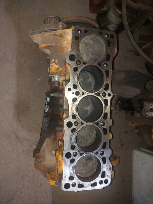 Блок двигателя Фольксваген т4 2.4 ААВ