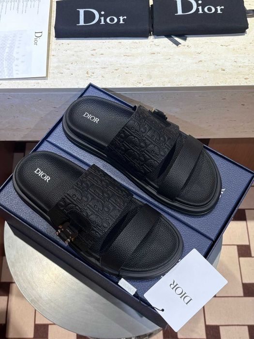 Papuci / Slapi Dior Calitate Premium