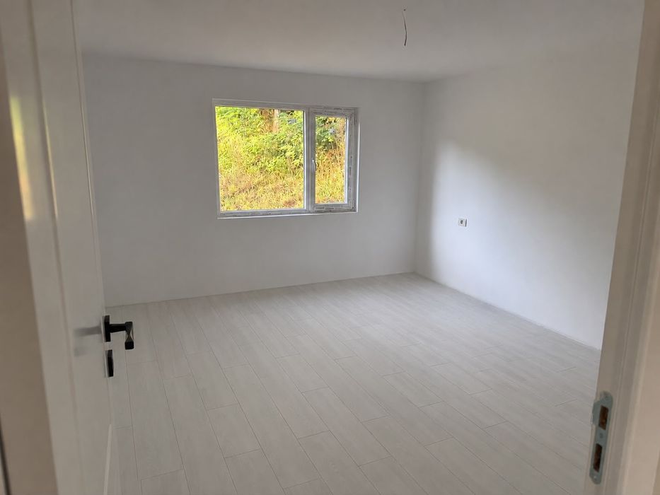 Casa de vânzare în Bâlteni,Gorj