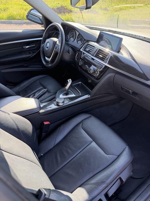 Bmw F30 2017 Lci