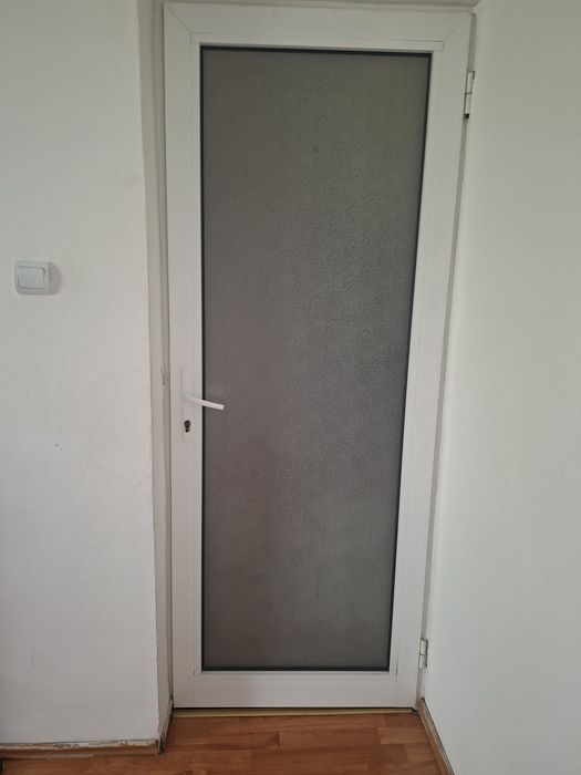 Uși termopan si geamu.ri