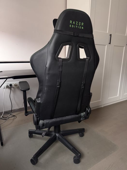 Razer геймърски стол
