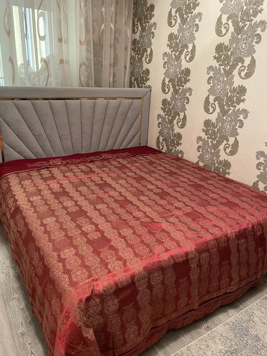 Продам постельный комплект новый