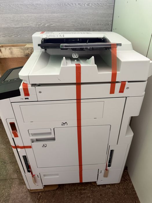Canon image RUNNER C3326i