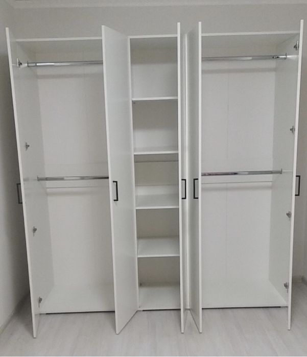 Продам распашной шкаф