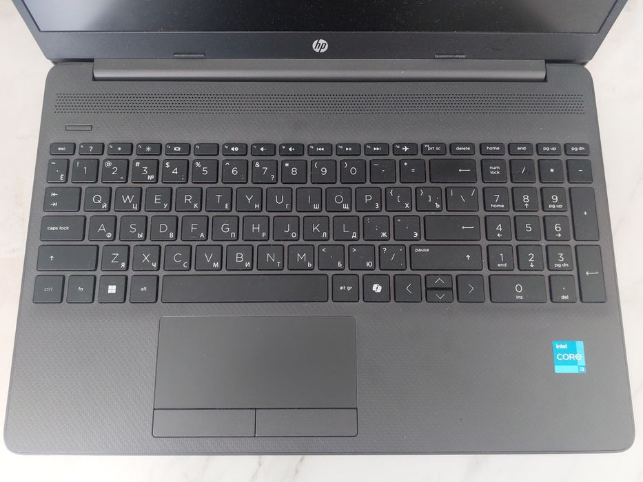 Ноутбук HP почти новый