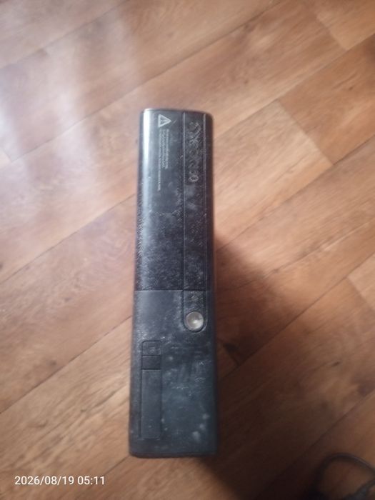 Продам Xbox 360e