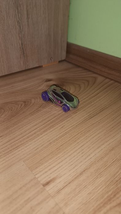 Hot wheels колички