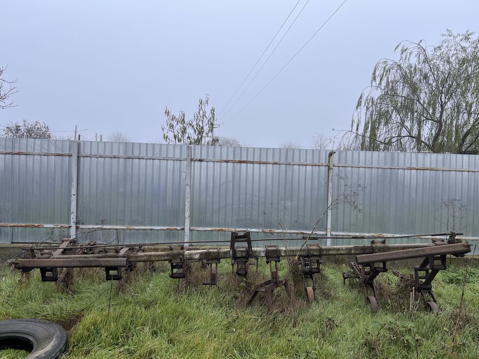 Tractor Universal 650