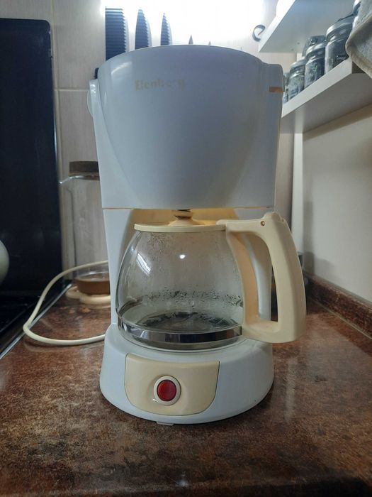 Продам кофеварка