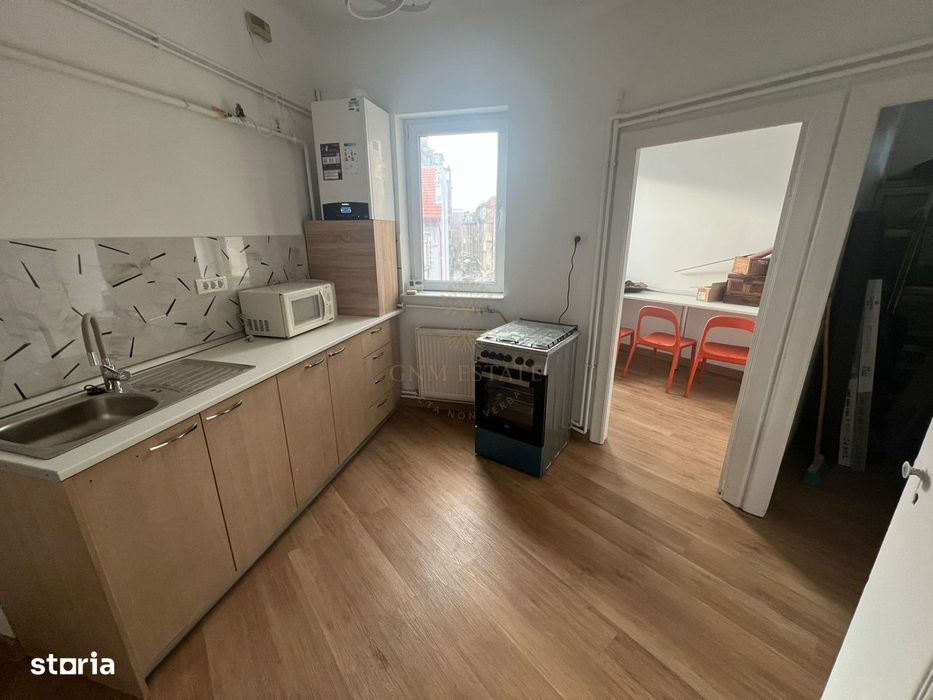 4 Camere Victoriei Lascar Catargiu 4 min metrou 110 m.p