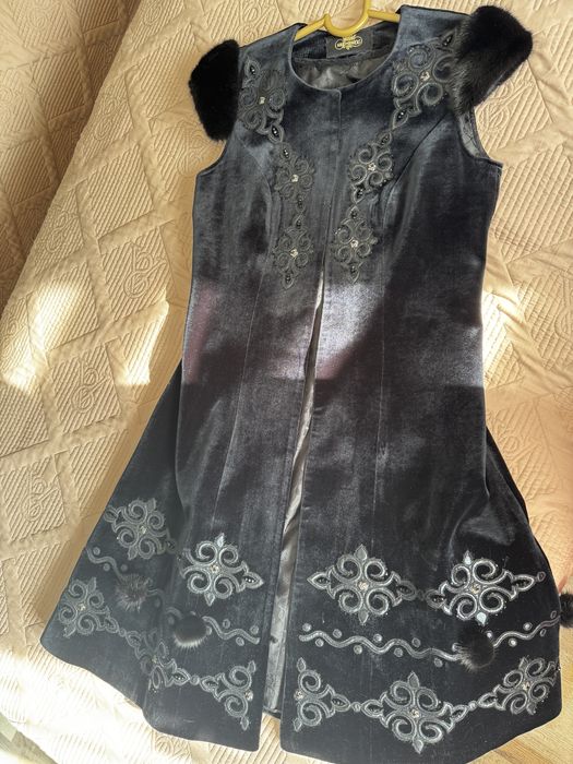 Камзол Нұршах сатылады.