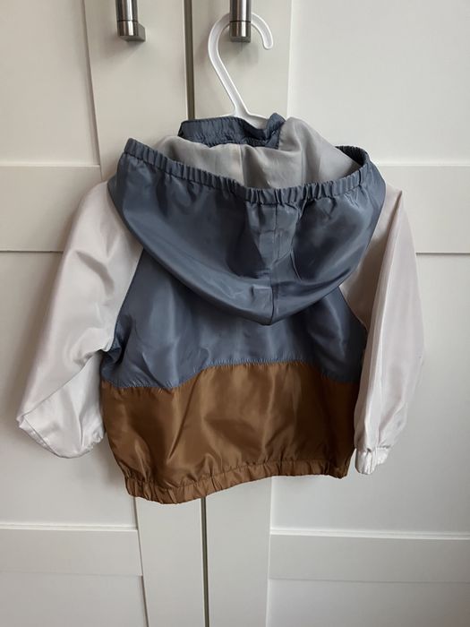 Детско яке , боди ,дънки