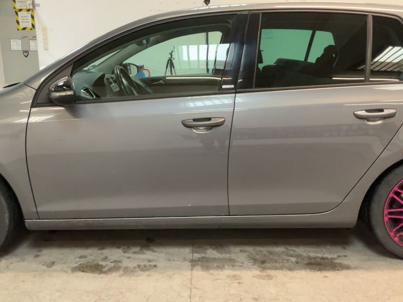 Volkswagen Golf VI 2.0 TDI Style BlueMotion Tech 2011