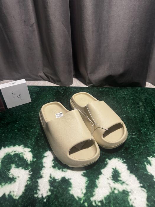 yeezy slides marimea 44
