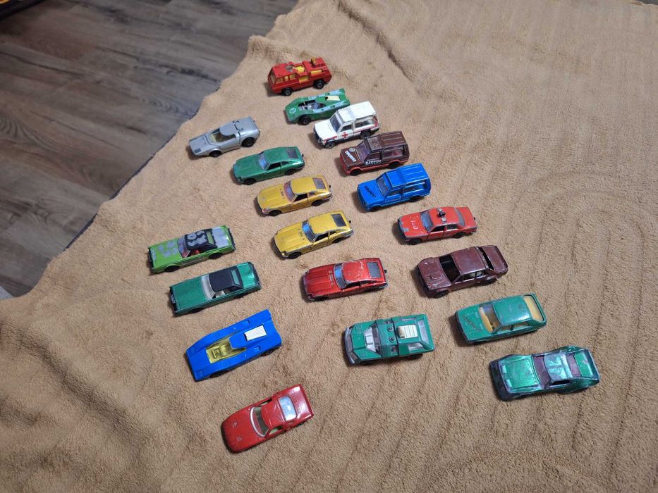 Ретро колички пет броя