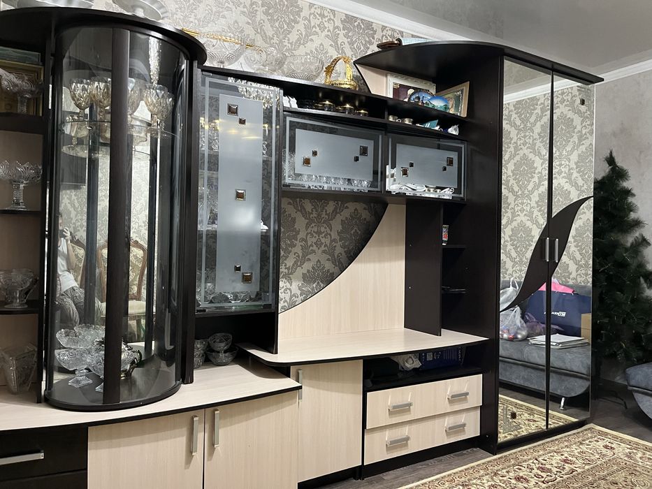 Гарнитур стенки для гостинный