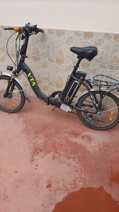 Bicicletă electrică Volta cu accelerație la mână