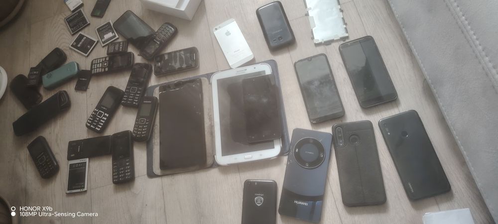 Прод продам телефоны