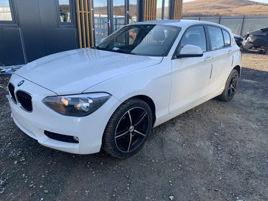 Dezmembram bmw 114i f20 din 2013