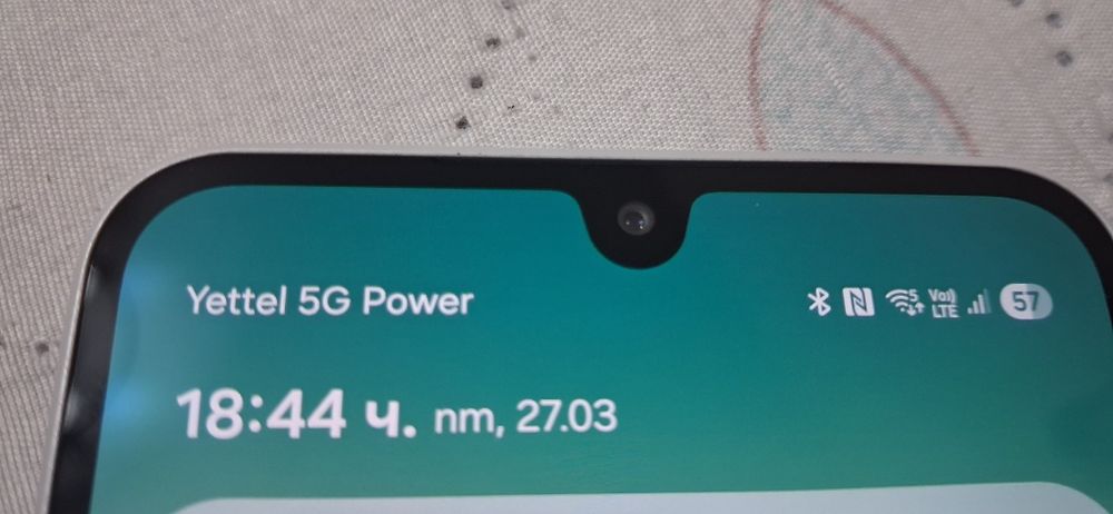 Чисто нов на топ цена Samsung galaxy A26/8GB/256GB-слушалки-Power bank