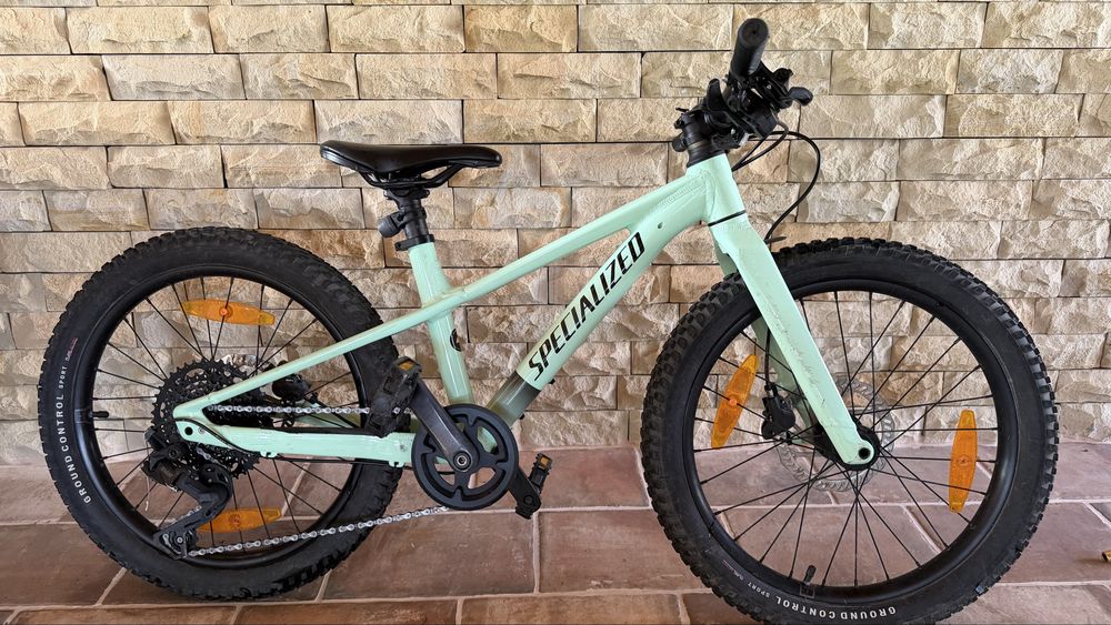 Bicicleta copii6-9 ani SPECIALIZED  Riprock 20”