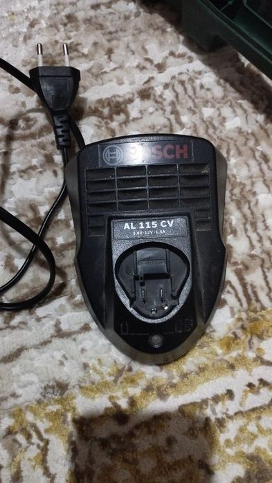 Зарядка bosch оригинал