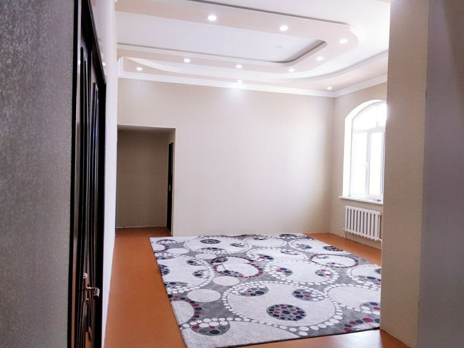 Сергелинского район.Продаетса дом 6 сотик . Новый Хонабод жокейда