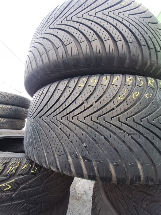 2 anvelope  allseasons 245/45r18 Kumho dot 2022 Montaj Gratuit