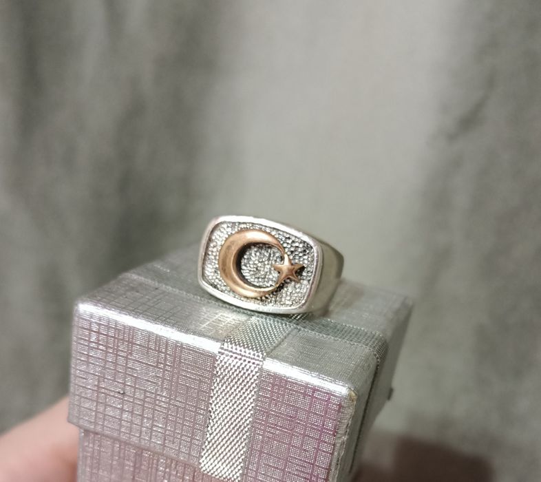 Кольцо серебро, золотые вставки