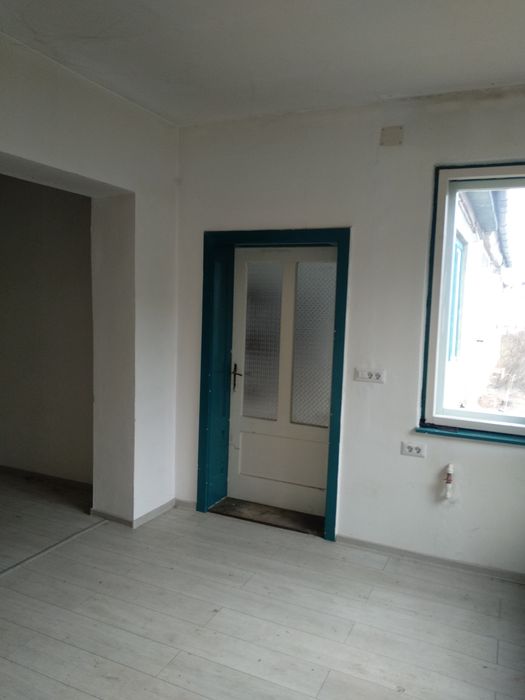Casă de vânzare în Teiuș -185 mp și 1100 mp de teren