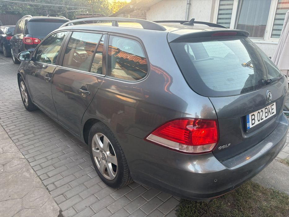Vând VW Golf VI 2012  1, 6 tdi 4300 euro  stare f.buna