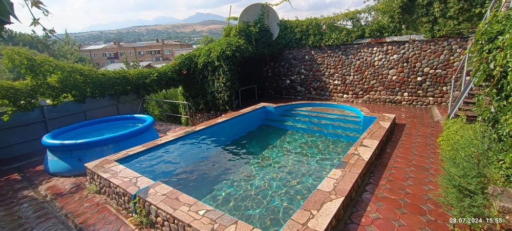 Продаются или обмен.  Дача рядом бочка