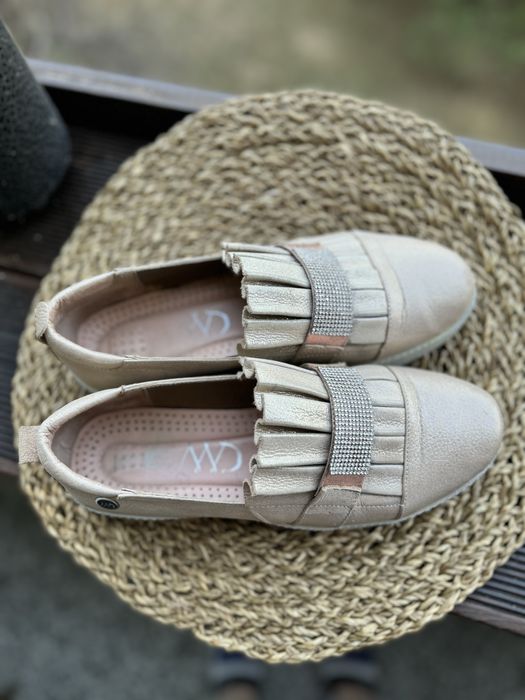 Обувки от естествена кожа