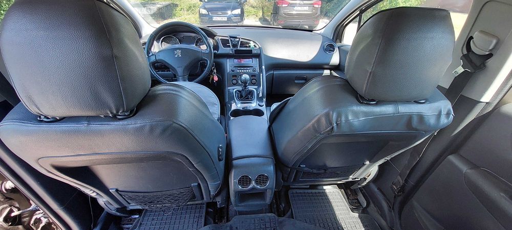Peugeot 3008 din 2011